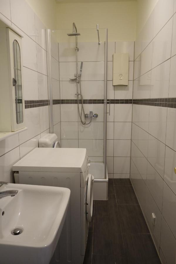 וופרטל Nette, Geraeumige Ferienwohnung מראה חיצוני תמונה